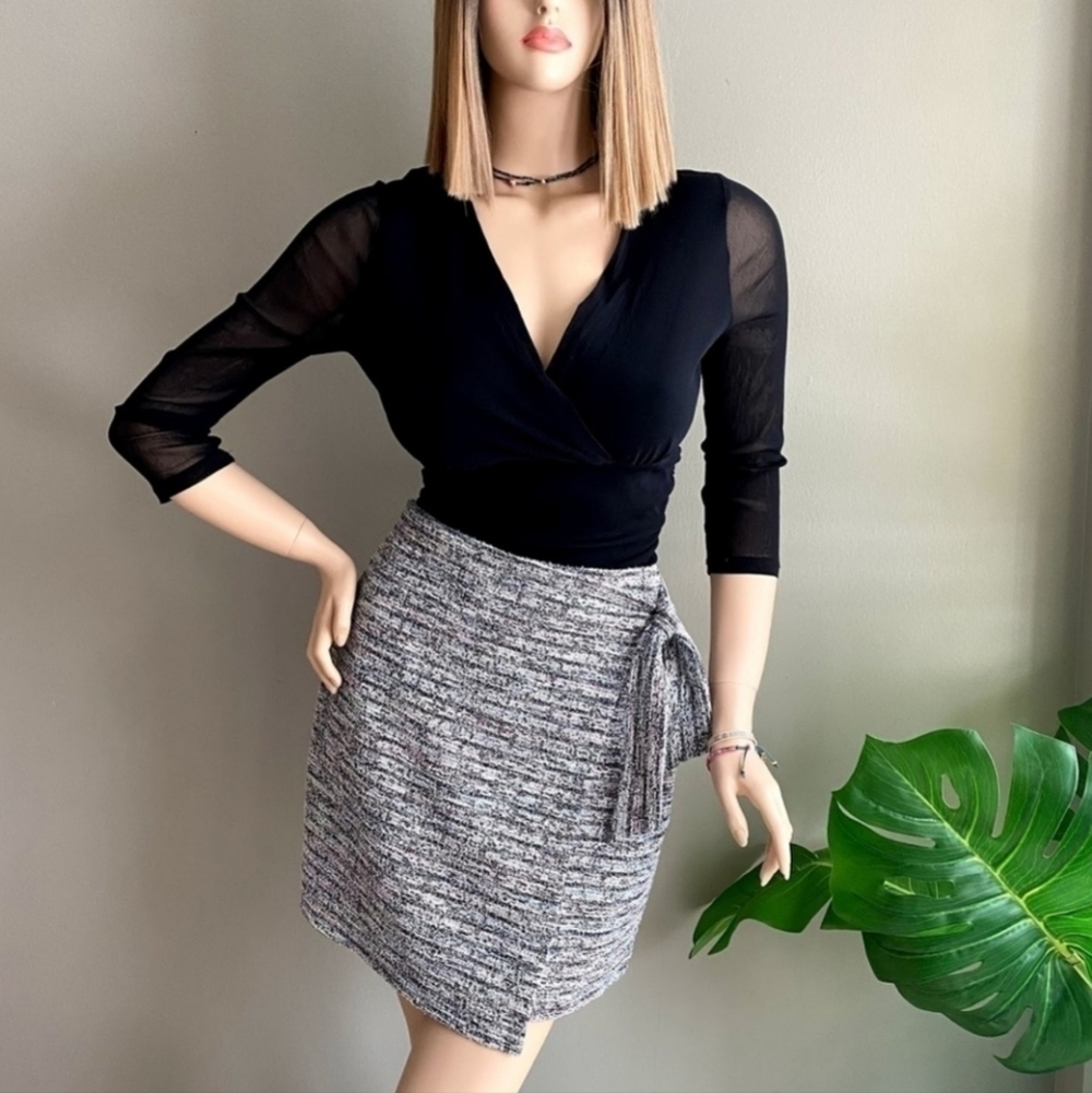 LOFT Multicolor Tweed Side Tie Stretch Wrap Mini Skirt Women's Medium M Cute EUC